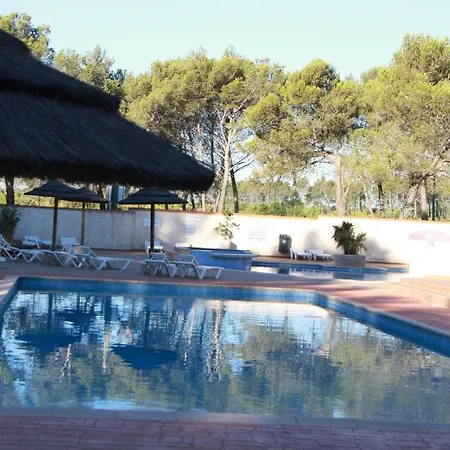 Campsite Les Grands Pins Emplacement Numero 103 *